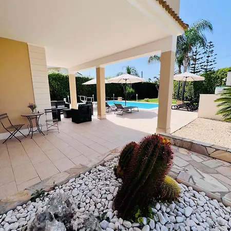 Cactus With Pool Fontane Bianche